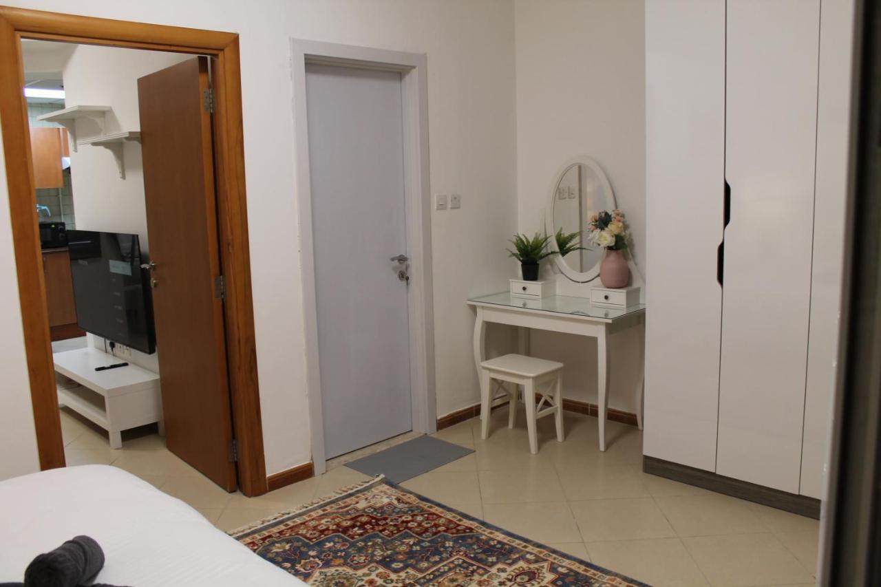 Newly Furnished Cozy 1 Bedroom Apartment Close To Jbr Beach And Metro Dubai Ngoại thất bức ảnh